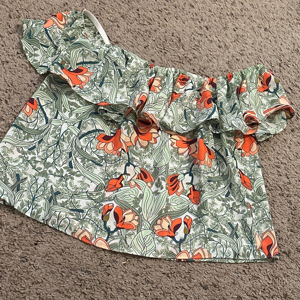 Guess Floral Off-Shoulder Crop Top